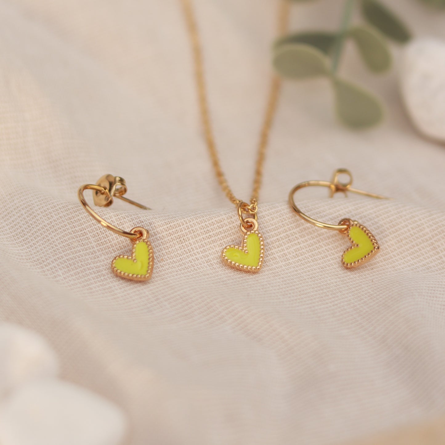 Golden Love | Halskette | Emaille Herz Anhänger | gold | grün
