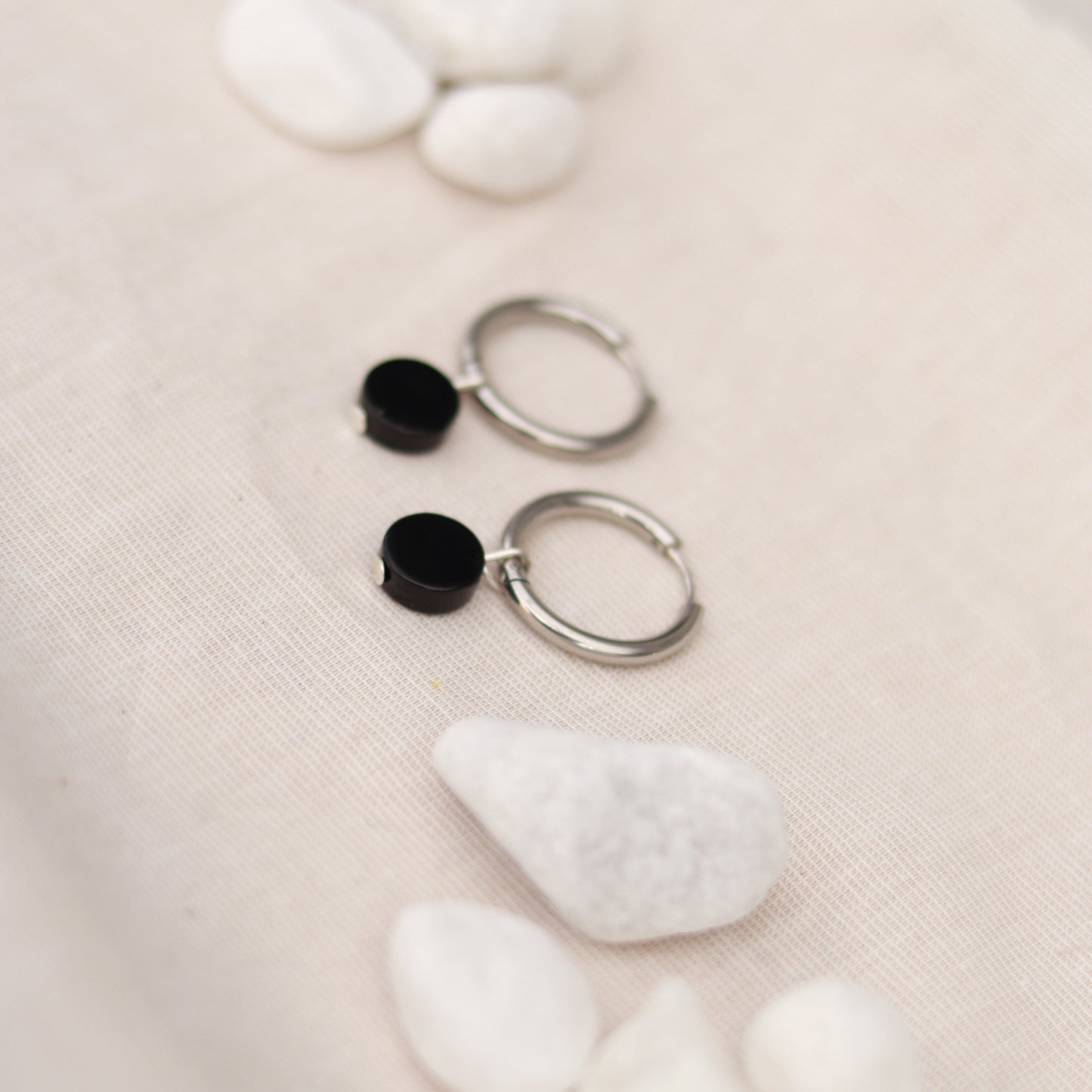 Silver Grace | Creolen | Perlenmix Anhänger | silber | schwarz