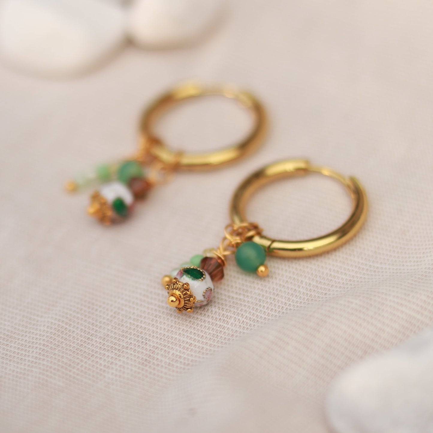 Golden Nature | Creolen | Cloisonné Emaille Perlen Anhänger | gold | grün