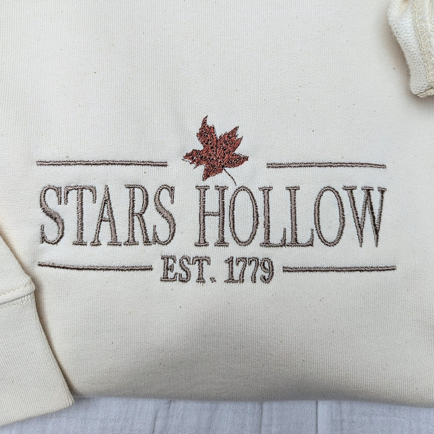 Stars Hollow Sweatshirt | Lightweight