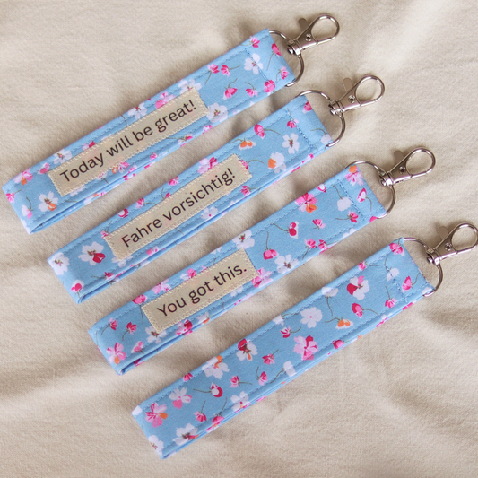 Schlüsselanhänger blaue Blumen