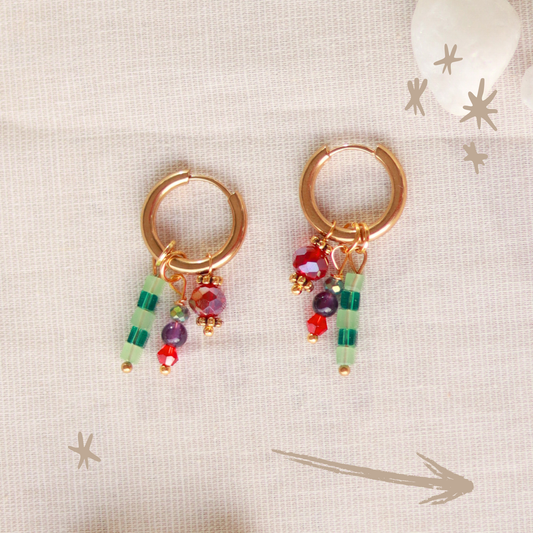 Golden Bloom | Creolen | Perlenmix Anhänger | gold | grün | rot