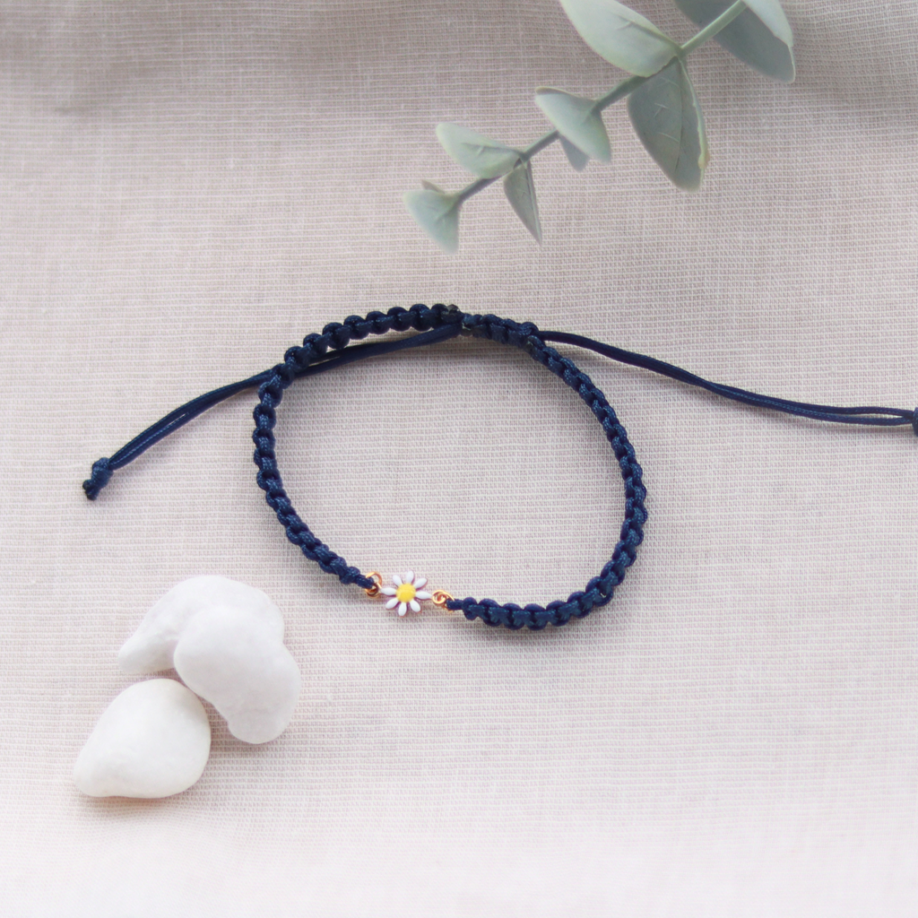 Gänseblümchen | Makramee Stoffarmband | Geschenk Armband | dunkelblau