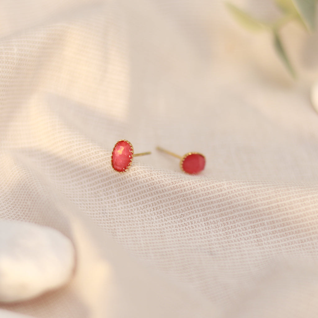 Golden Coral | Mini Ohrstecker | Spinell | gold | korallenrot