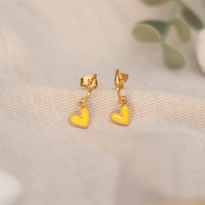 Golden Love | Creolen | Emaille Herz Anhänger | gold | gelb
