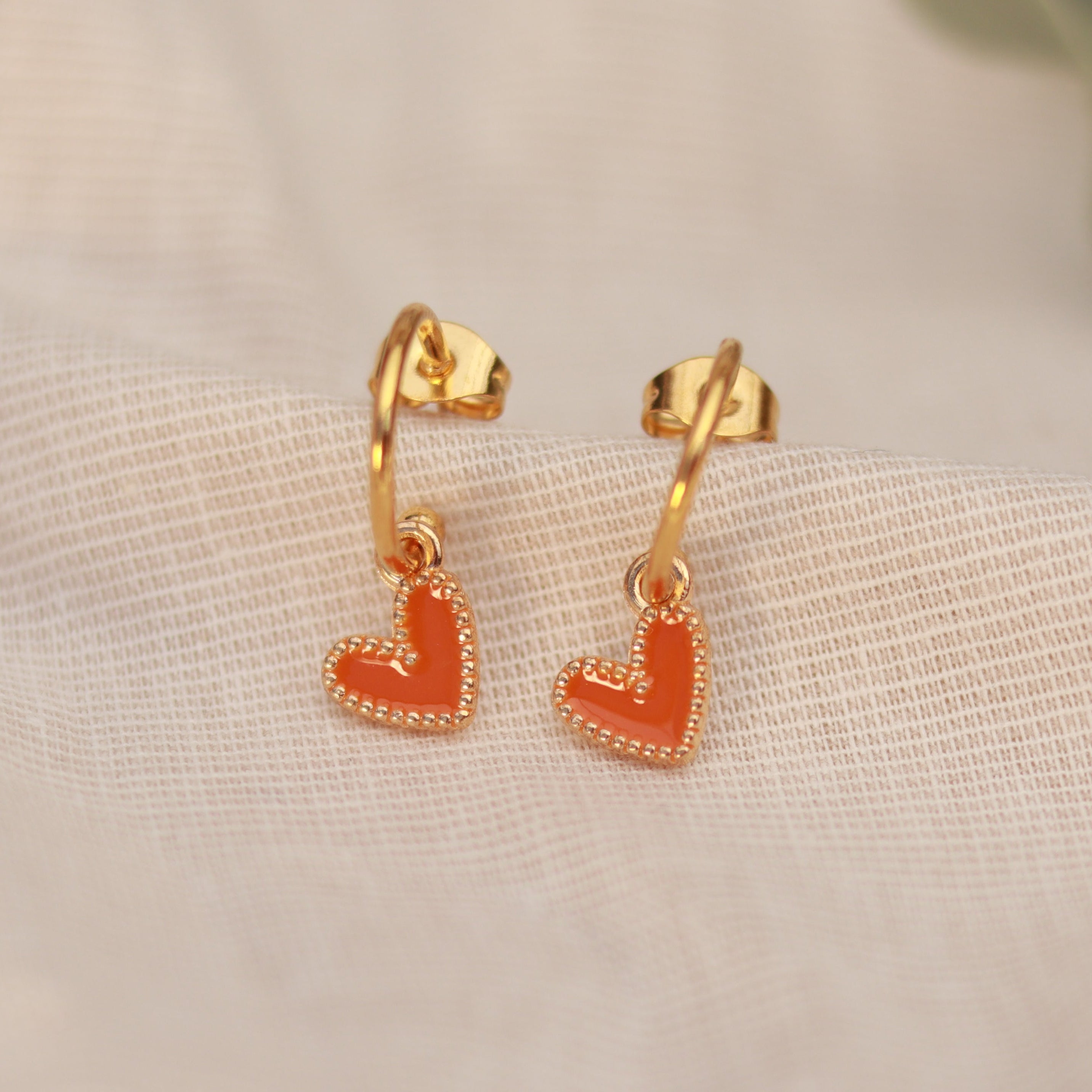 Golden Love | Creolen | Emaille Herz Anhänger | gold | orange