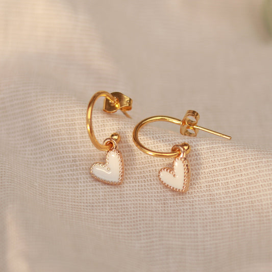 Golden Love | Creolen | Emaille Herz Anhänger | gold | weiß