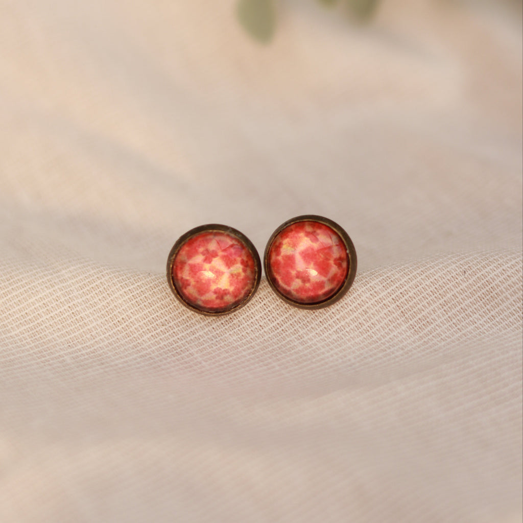 Daisy Glow | Ohrstecker | Blumen Design