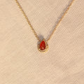 Scarlet Glow | Halskette mit rotem Achat Naturstein Anhänger | gold | rot