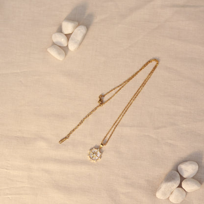 Stellar Dream | Halskette mit Emaille Anhänger | gold
