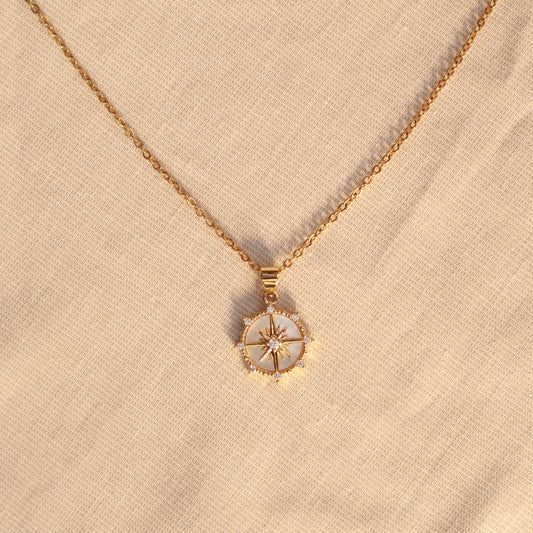 Stellar Dream | Halskette mit Emaille Anhänger | gold
