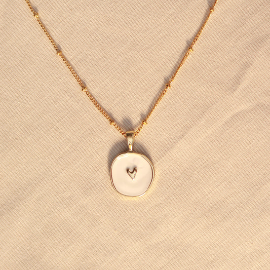 Stellar Love | Halskette mit Emaille Anhänger | gold