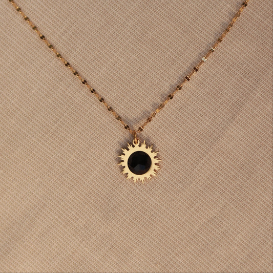 Eclipse Glow | Halskette mit Zirkon Anhänger | gold | schwarz