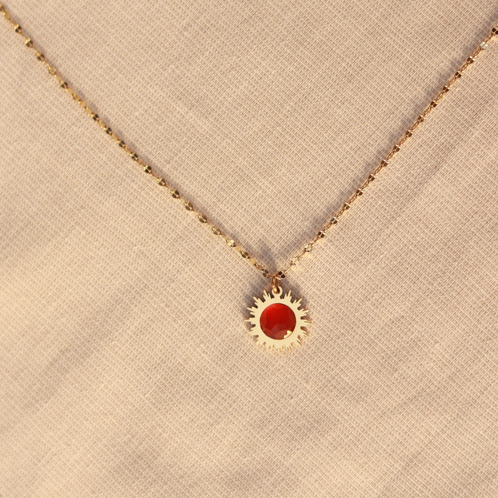 Sunlit Glow | Halskette mit rotem Achat Anhänger | gold | rot