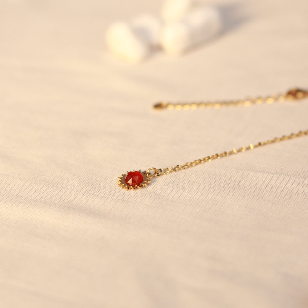 Sunlit Glow | Halskette mit rotem Achat Anhänger | gold | rot