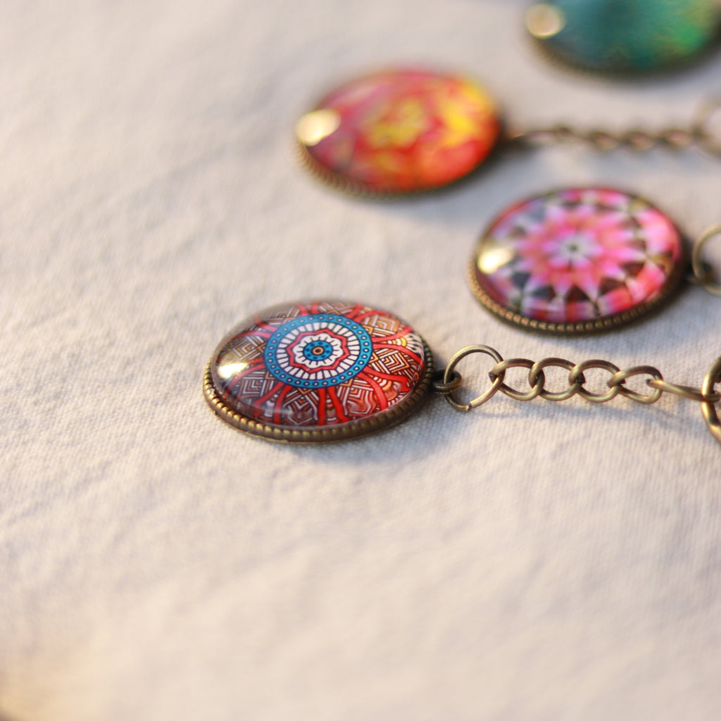 Bunte Schlüsselanhänger Mandala bronzefarbene Anhänger
