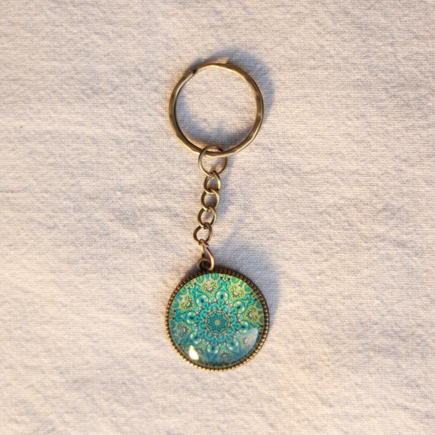 Bunte Schlüsselanhänger Mandala bronzefarbene Anhänger