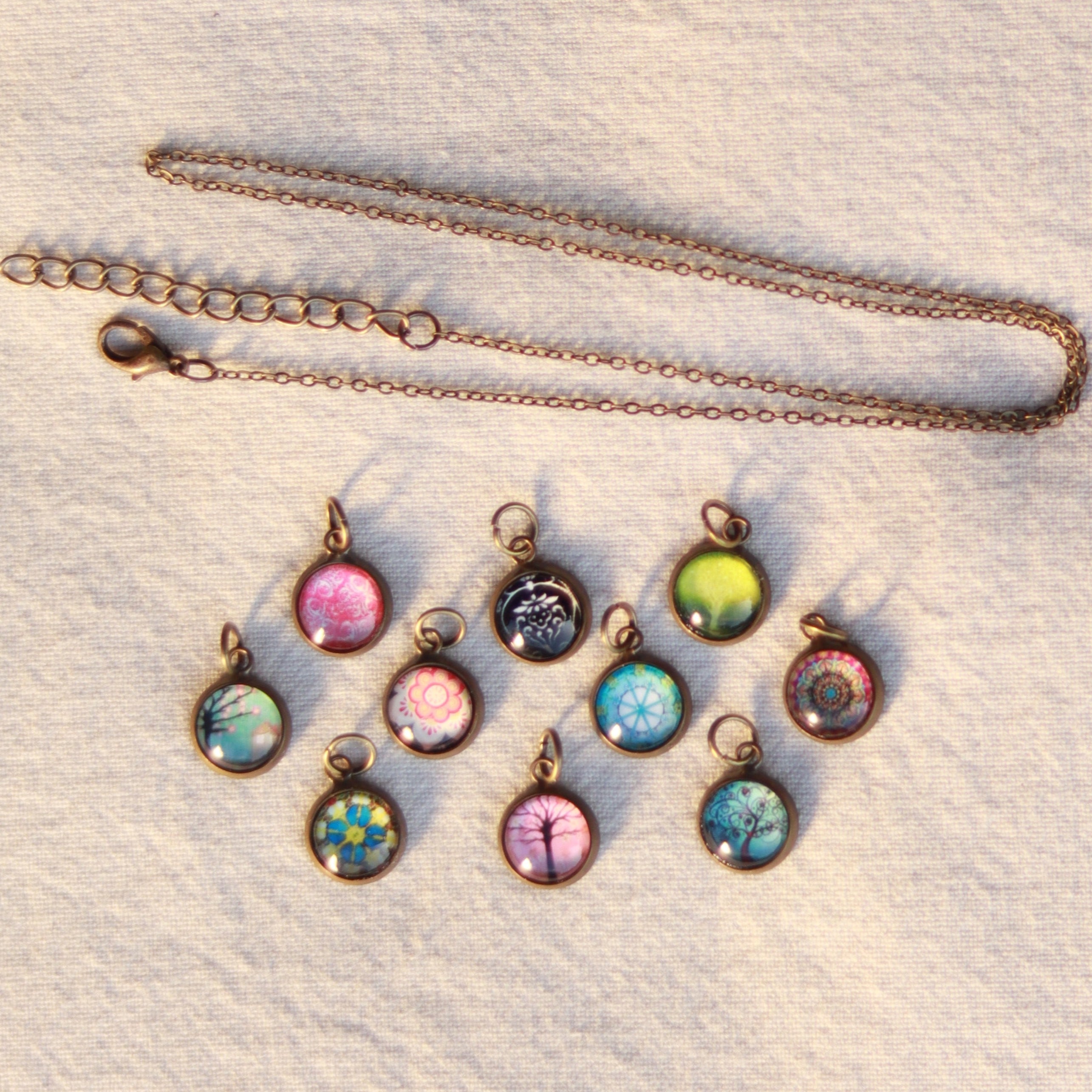 Cabochon Kette | Halskette mit Anhänger | bronzefarben