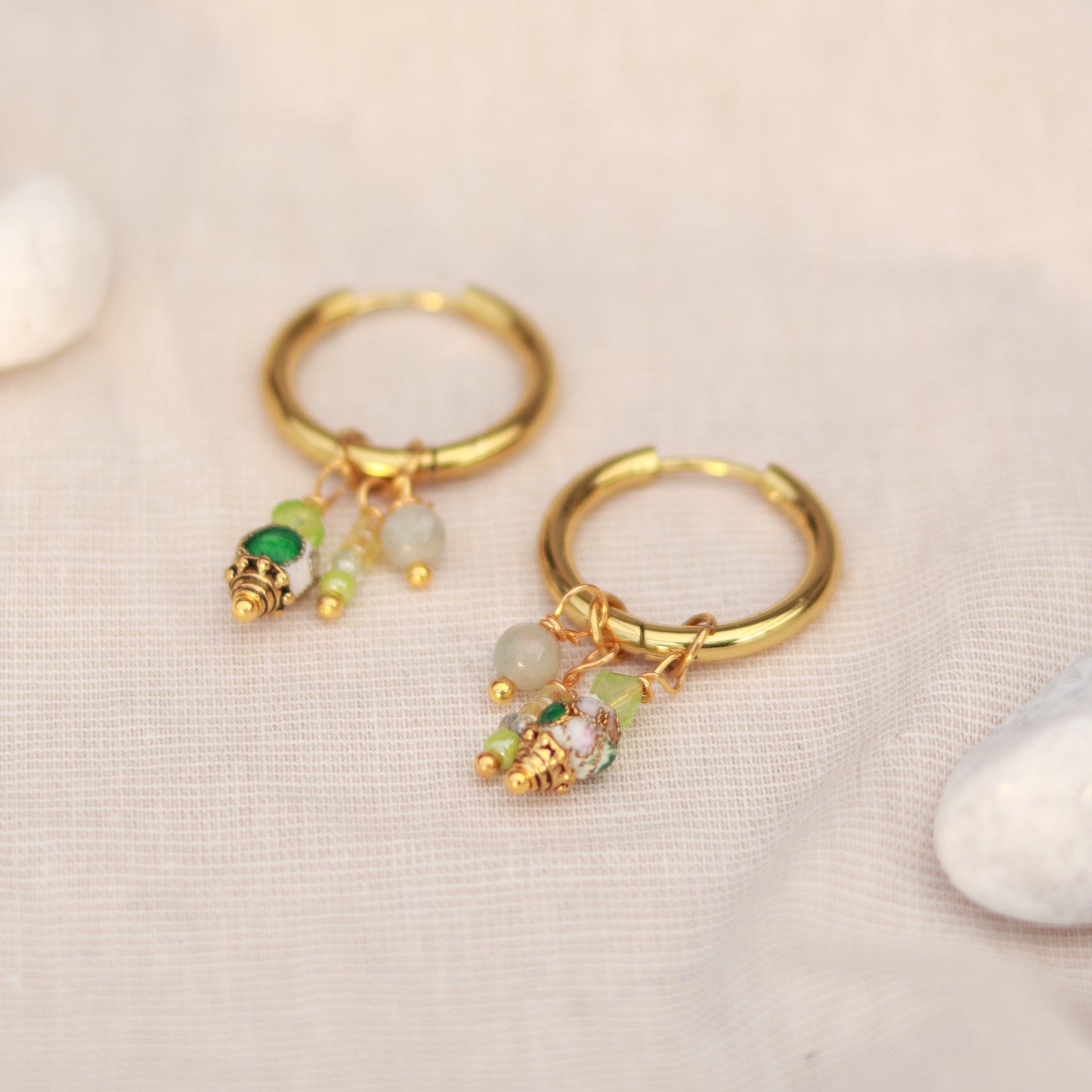 Golden Pearl | Creolen | Perlenmix Anhänger | gold | grün